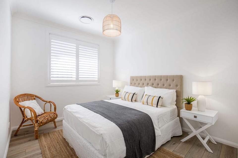 Callala Sunrise Pet Friendly 5 Mins Walk to Beach House in Callala Bay