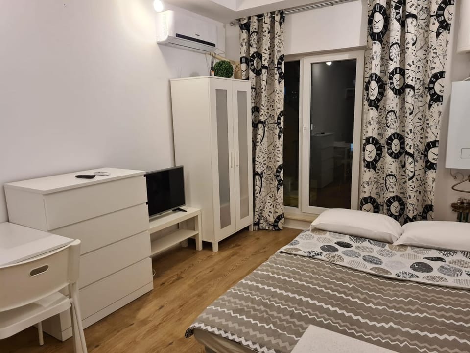 Cosmopolis Studio 1 Apartment in Bucharest