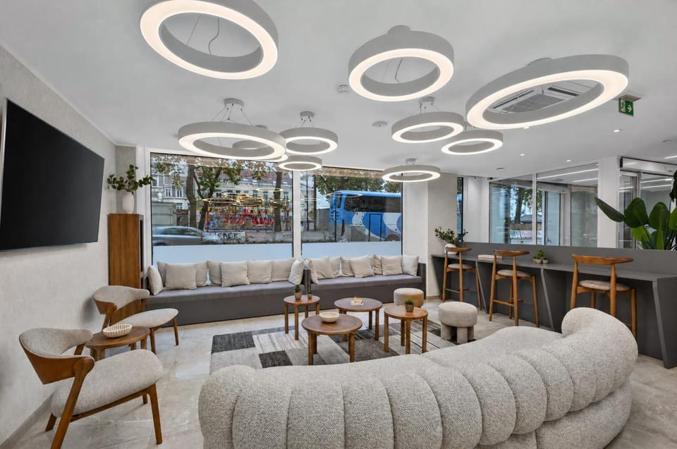 Midi 33 by Reside - New Opening Apartment in Brussels