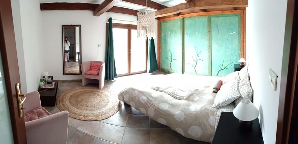 Amrita Rosa Bed and Breakfast in Piedmont
