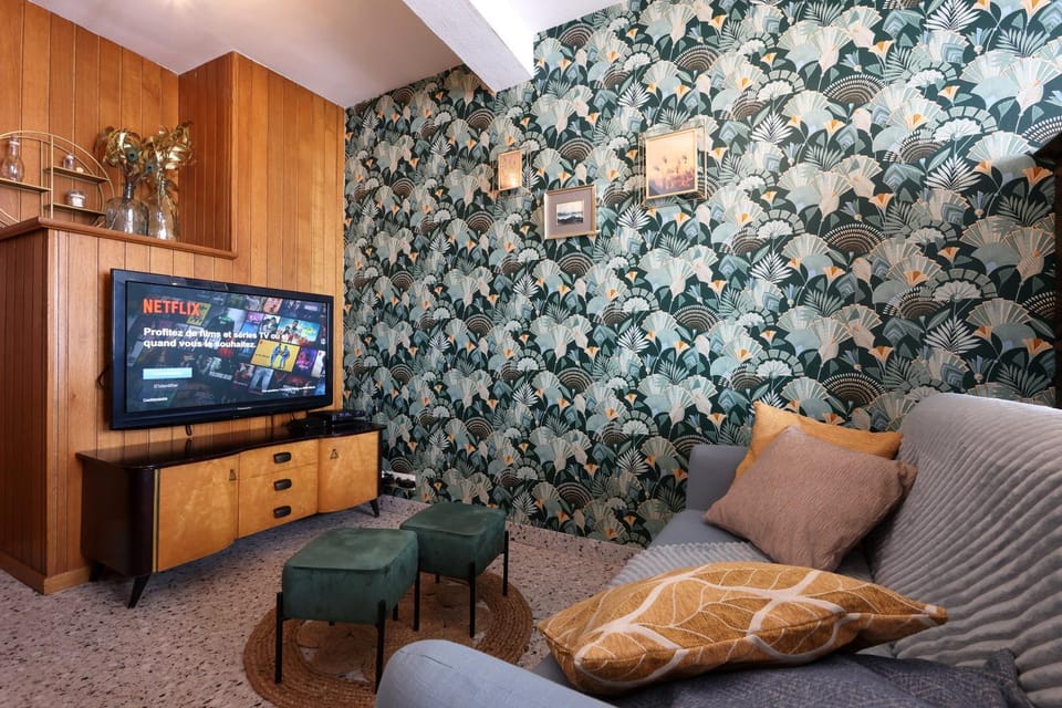 TV and multimedia, Living room