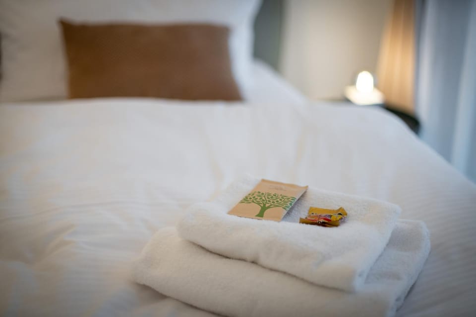 Decorative detail, Decorative detail, Bedroom, towels, towels