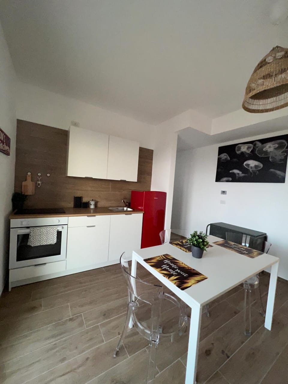 The Plus #6 HOWME Apartment in Bari