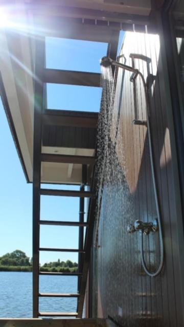 Shower, Day, View (from property/room), Balcony/Terrace