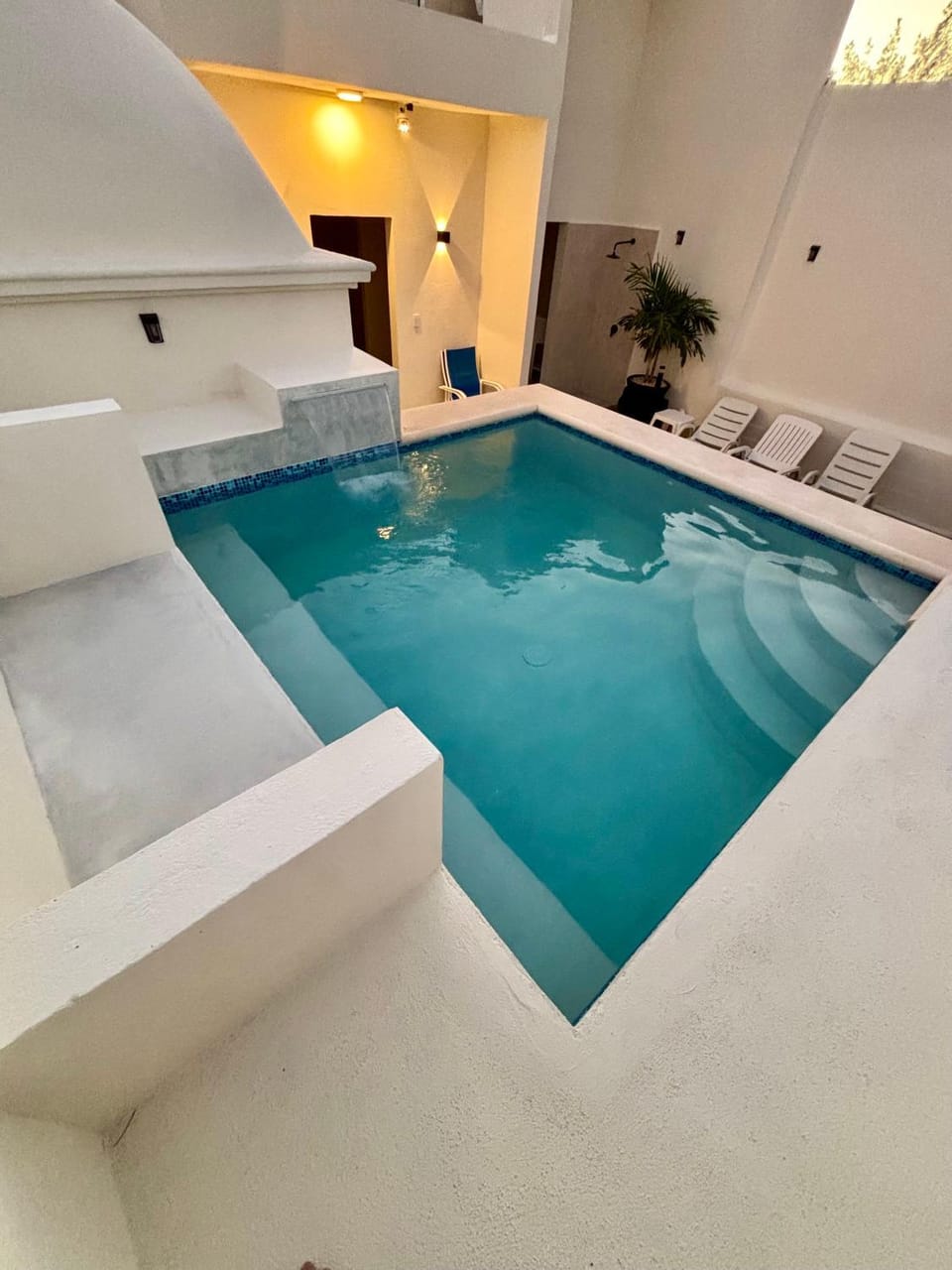 Swimming pool, Swimming pool