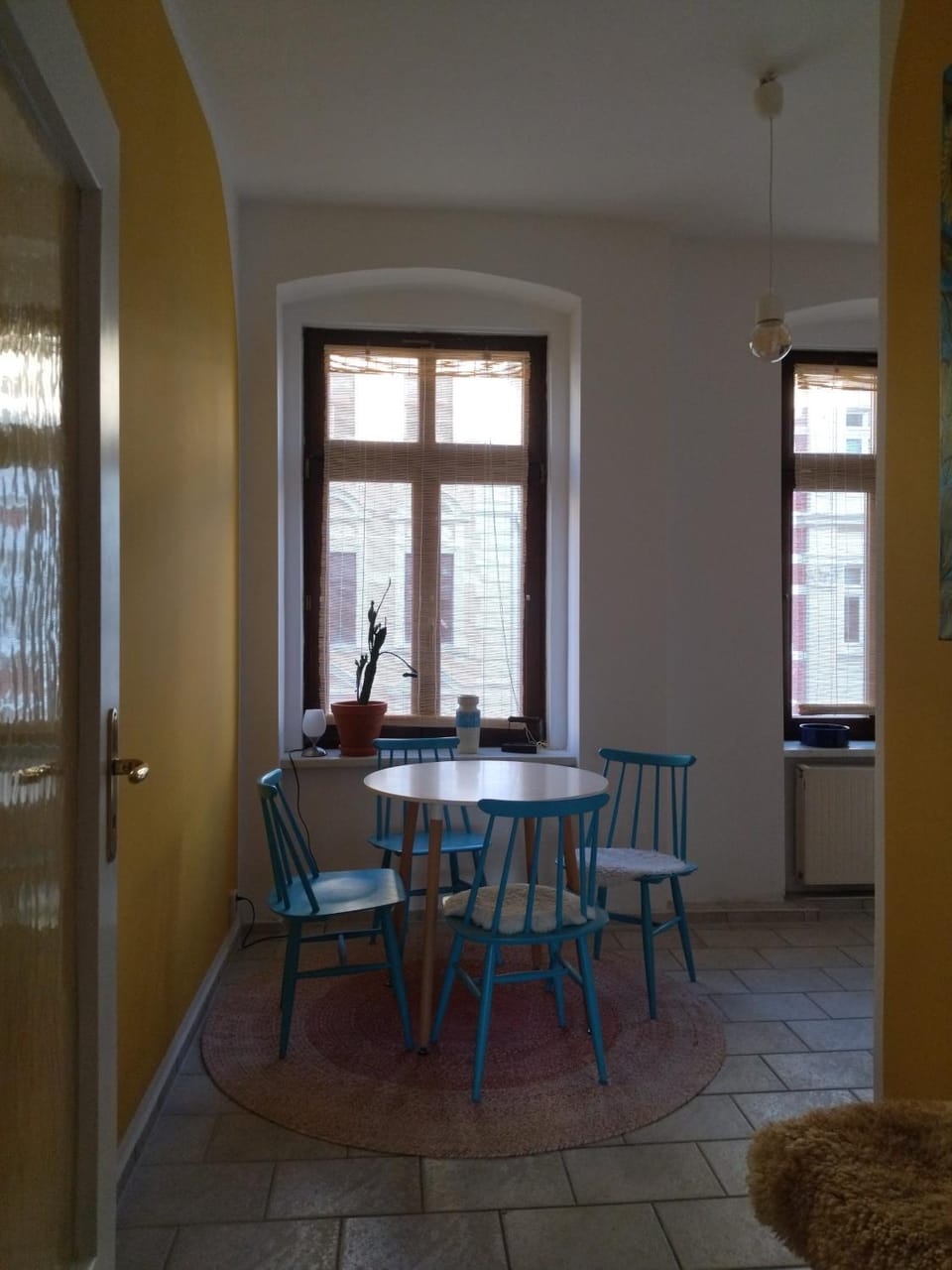 Dining area, kitchen