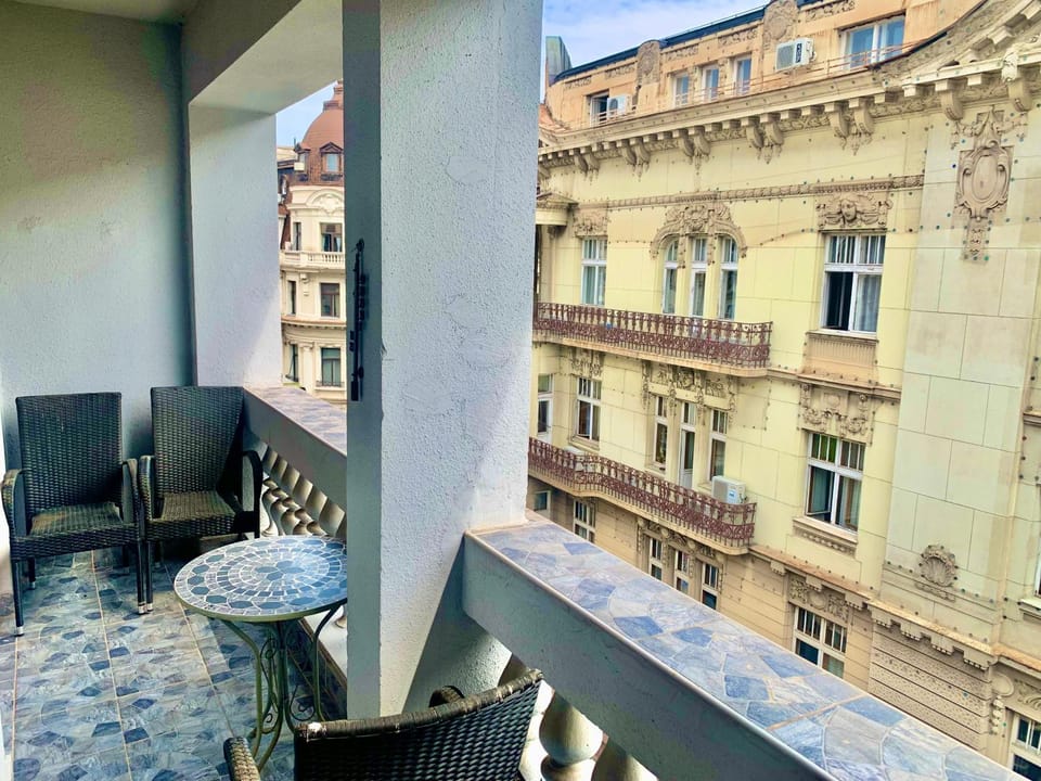 Nearby landmark, Day, View (from property/room), Balcony/Terrace, City view