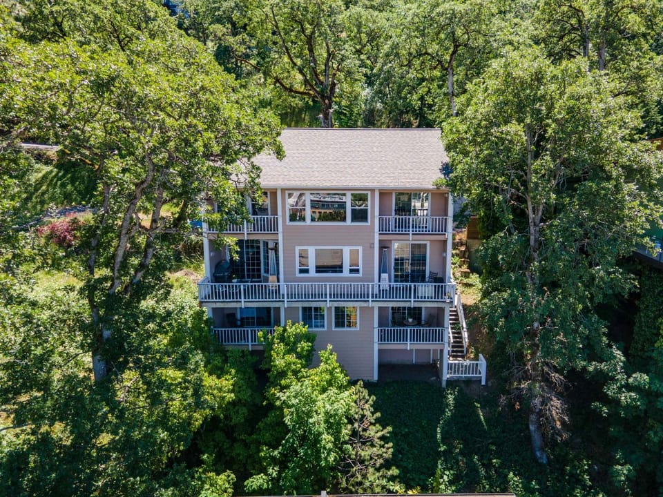 Gorge View 365 home House in Hood River