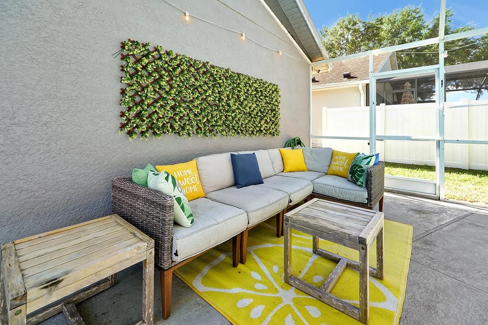 Patio, Day, View (from property/room), Balcony/Terrace, Seating area