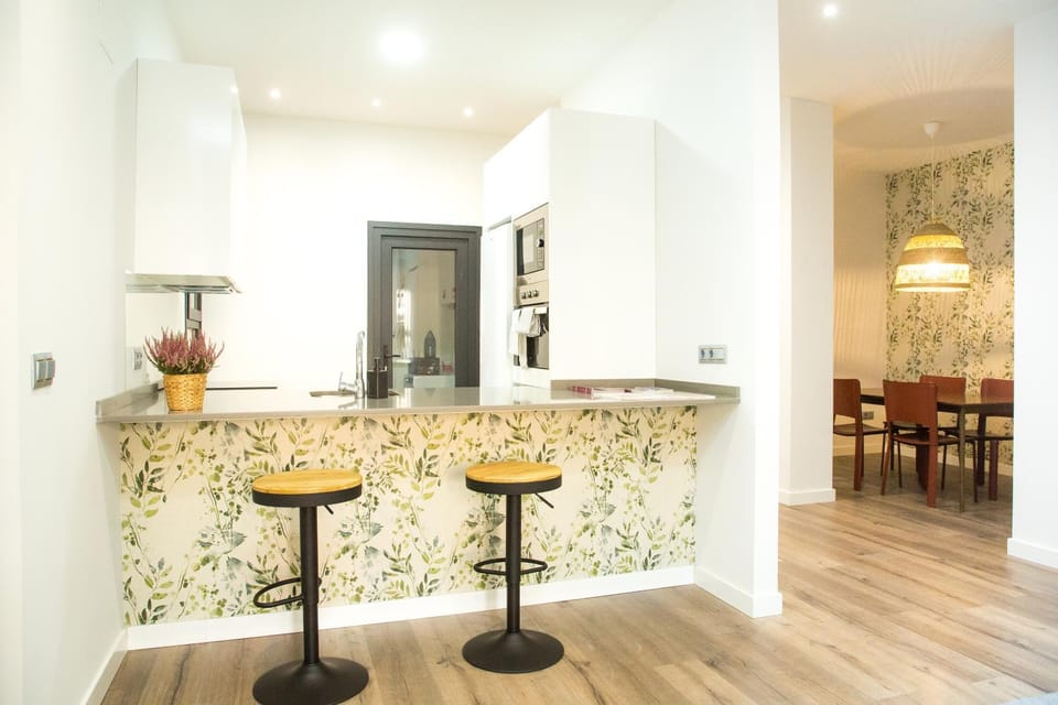 Lounge or bar, Dining area