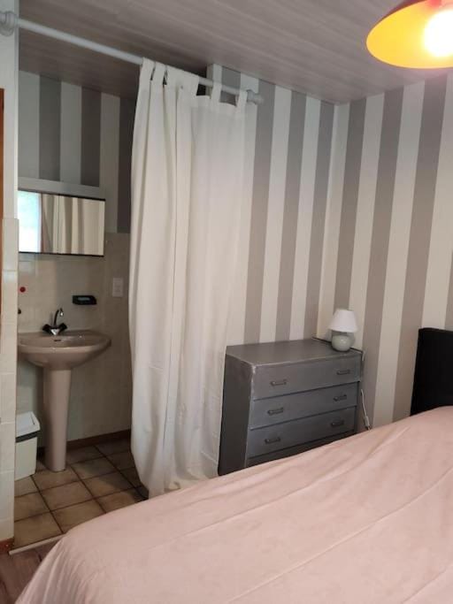 Toilet, Bed, Bathroom, Photo of the whole room, Bedroom