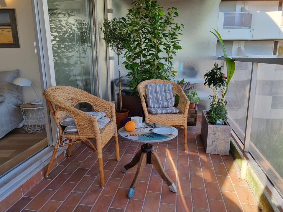 Balcony/Terrace, Dining area