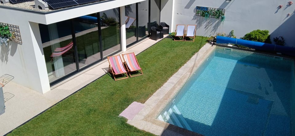 Patio, Garden, Swimming pool