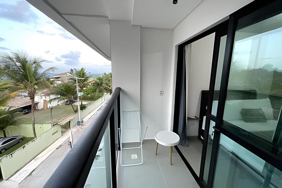 Balcony/Terrace, Street view