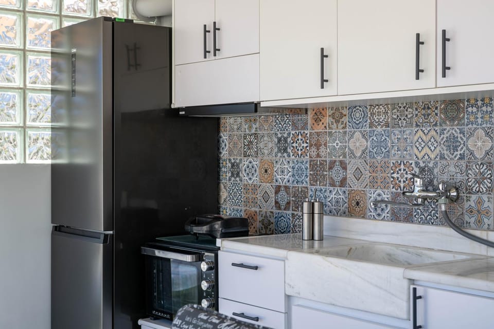 Myrto luxurious top floor studio Apartment in Messenia