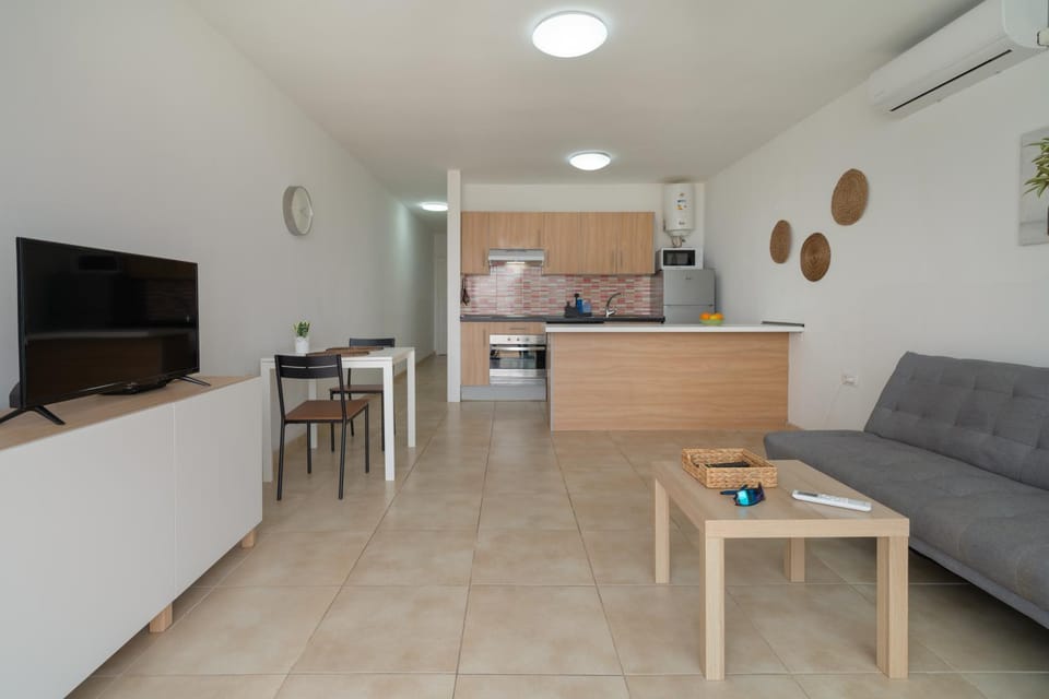 Kitchen or kitchenette, Living room, Dining area
