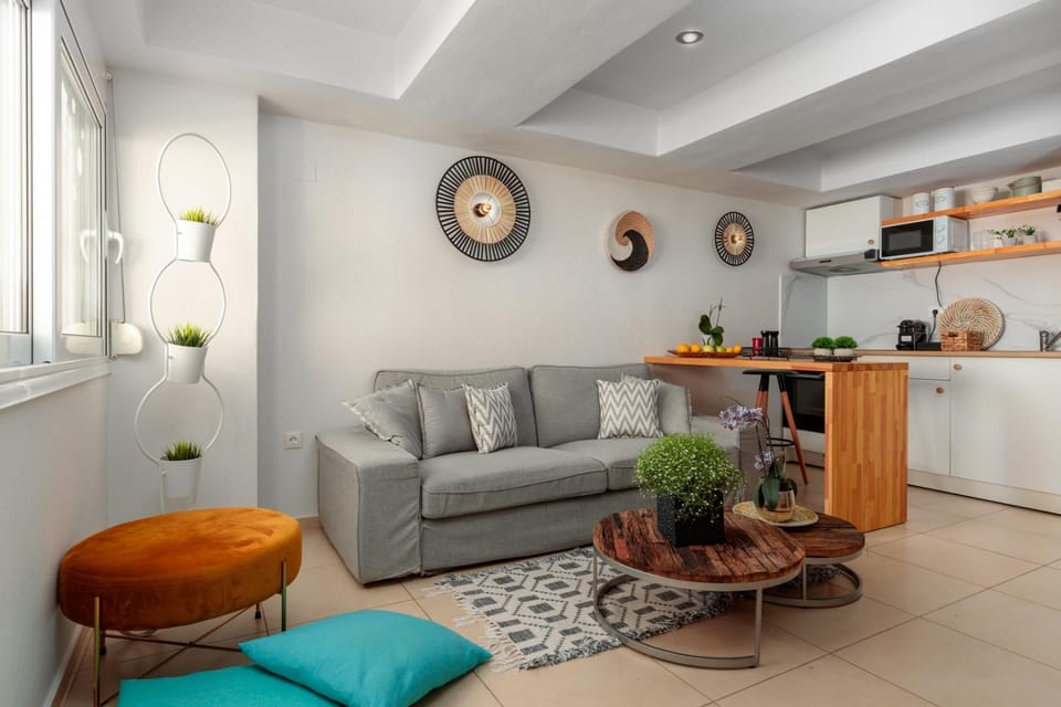 Living room, kitchen