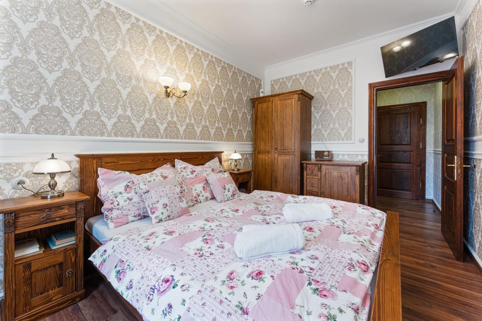 Villa Libosad Hotel in Lower Silesian Voivodeship