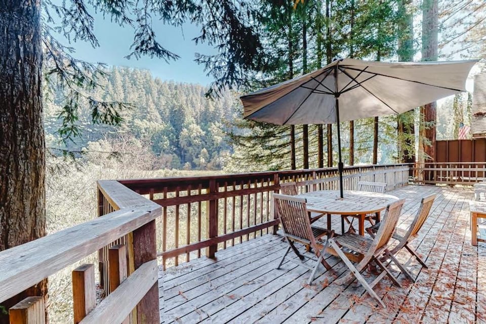 Redwood Lodge House in Monte Rio