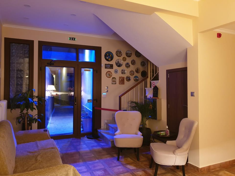 Lobby or reception, Seating area