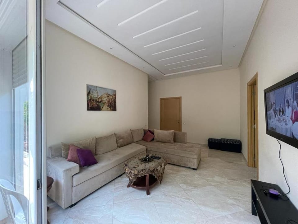 TV and multimedia, Seating area
