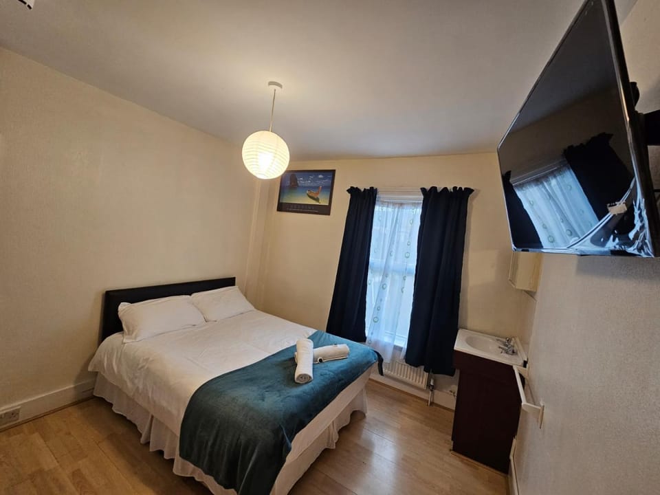 Bruce Rooms Bed and Breakfast in London
