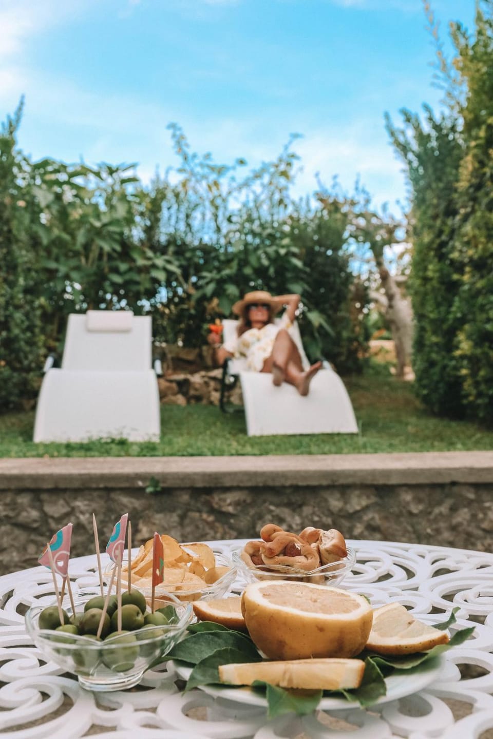 Garden, Food, Garden view, Drinks