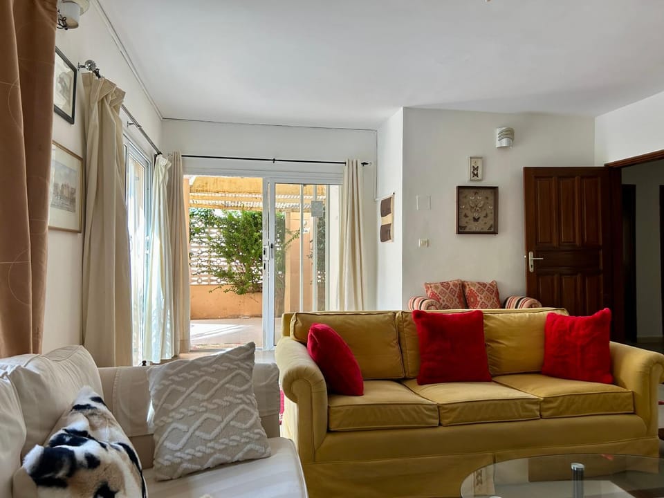 Two bedroom villa with private swimming pool and garden in Almadies Villa in Dakar