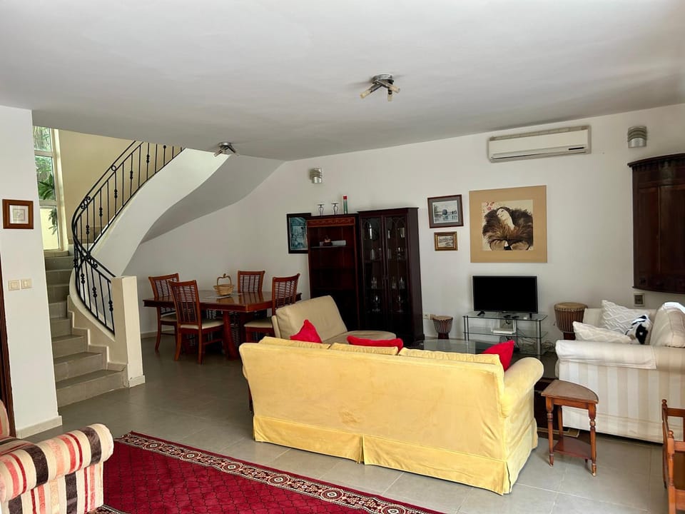 Two bedroom villa with private swimming pool and garden in Almadies Villa in Dakar