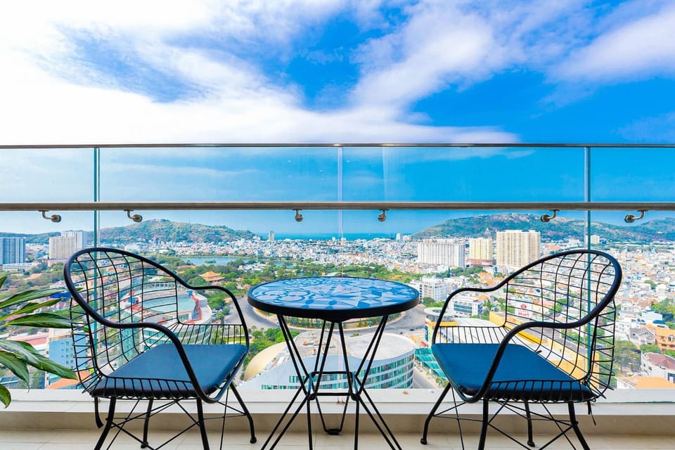 View (from property/room), Balcony/Terrace