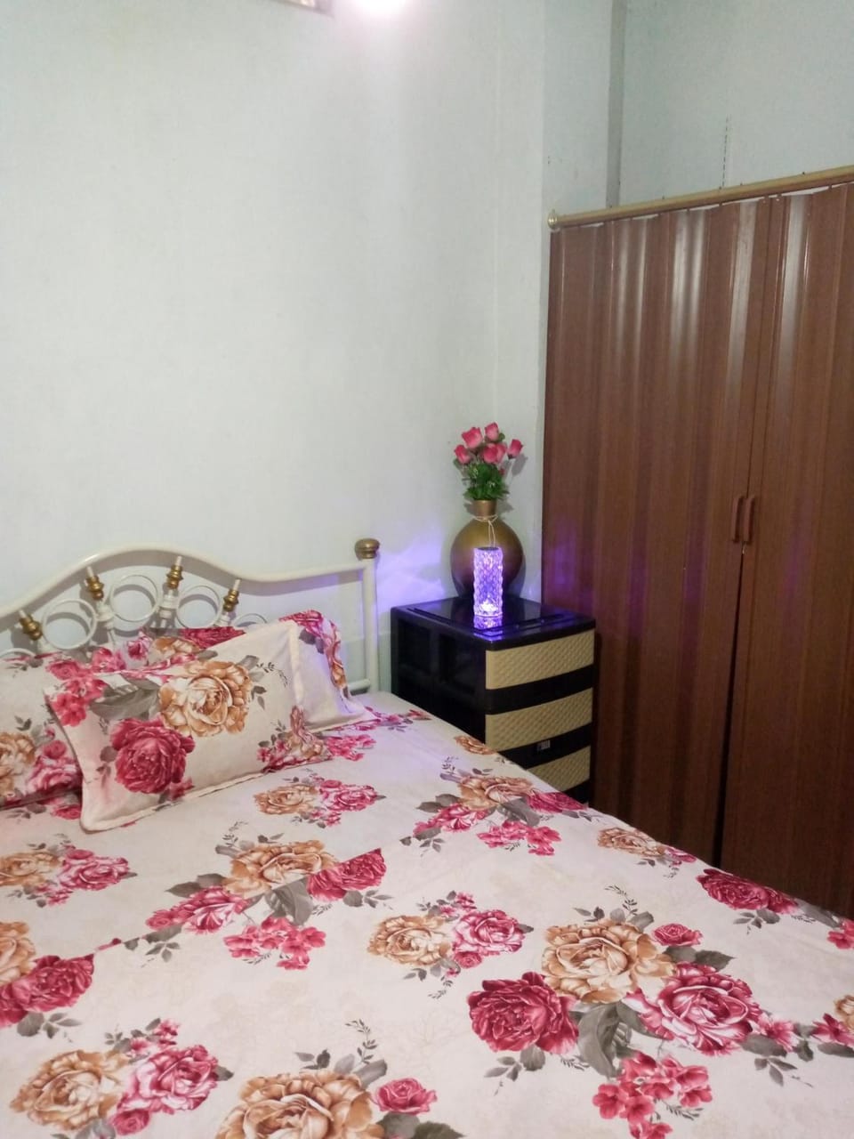 Bedroom, wardrobe
