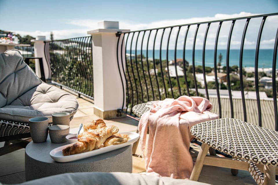 Balcony/Terrace, Seating area, Sea view