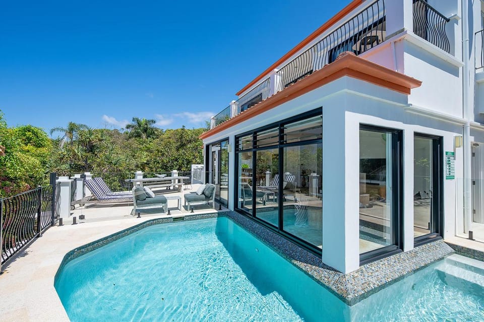 Villa Sunshine - Spectacular ocean views minutes to the sand House in Noosa Heads