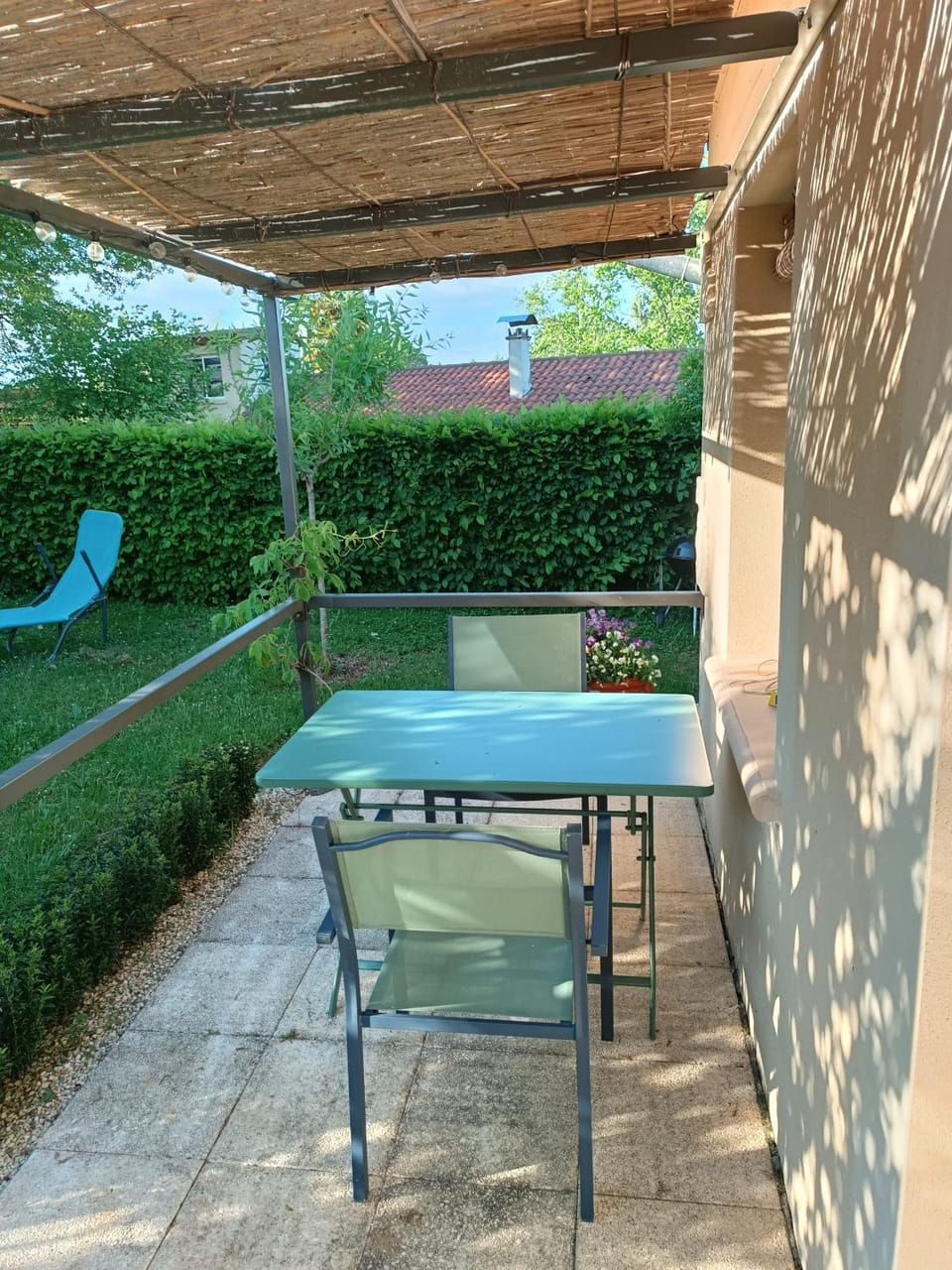 Patio, Dining area, Garden view