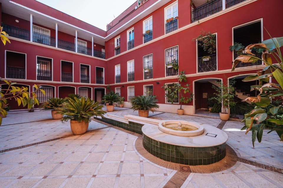 Facade/entrance, Lobby or reception