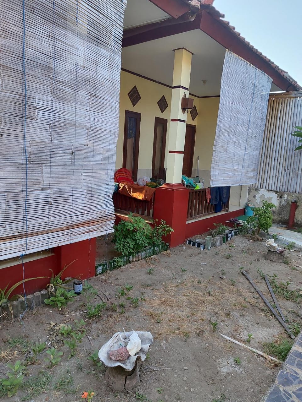 Family bungalow Vacation rental in Pemenang