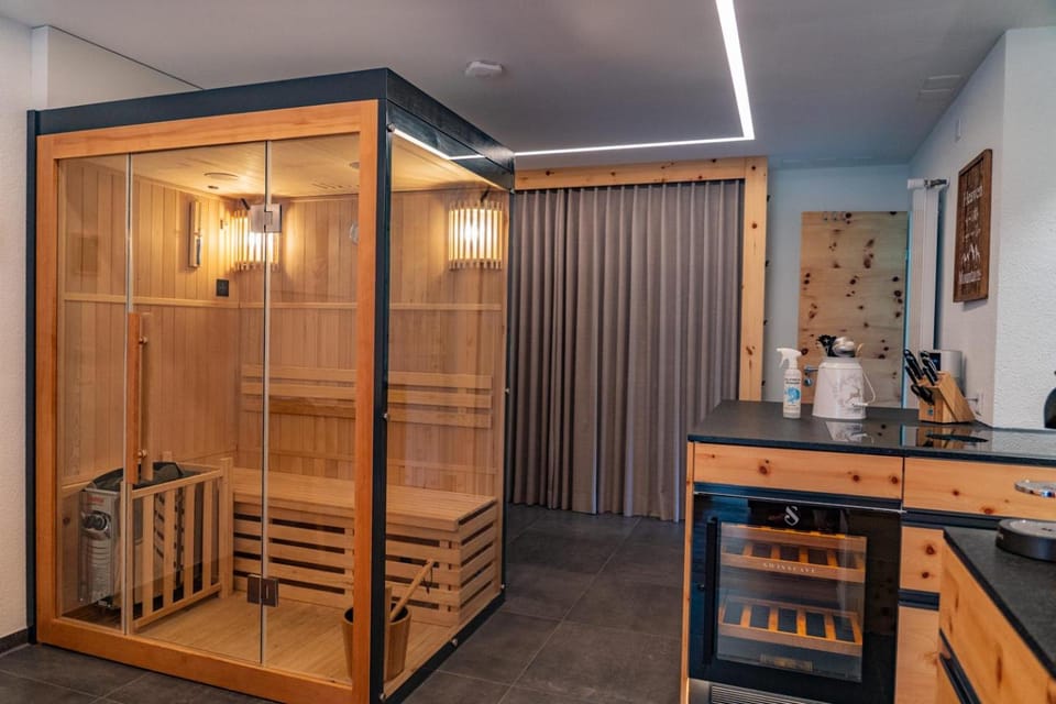 Sauna, kitchen