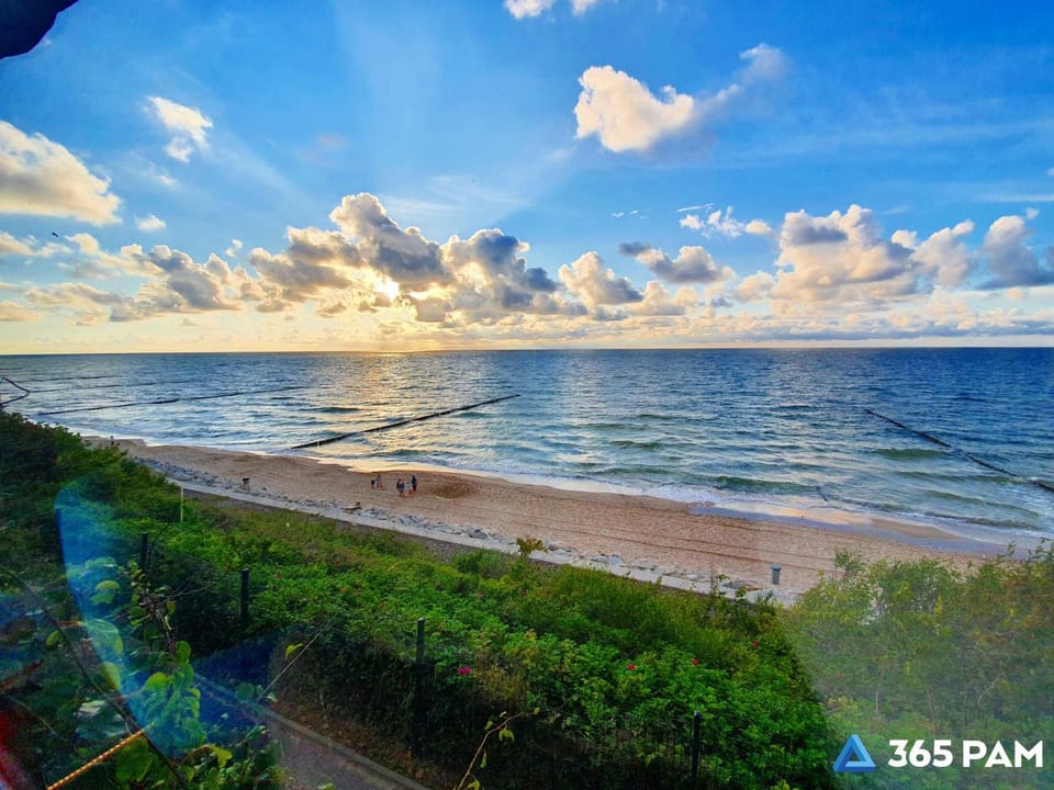 Nearby landmark, Day, Beach, Sunset