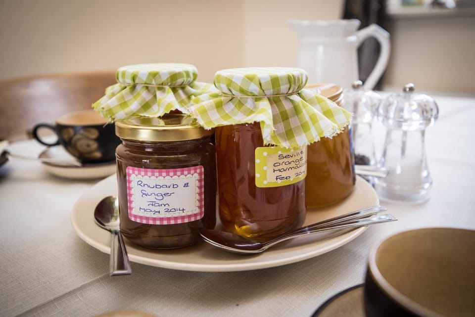 Crown Cottage Farm Bed and Breakfast in Craven District