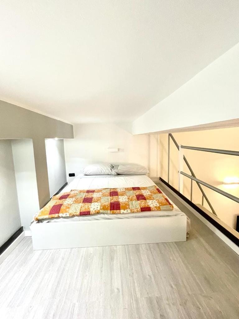 MERAVIGLIOSO LOFT NAVIGLI MILANO Apartment in Milan