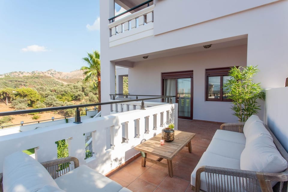 Property building, Patio, Day, View (from property/room), Balcony/Terrace, Balcony/Terrace