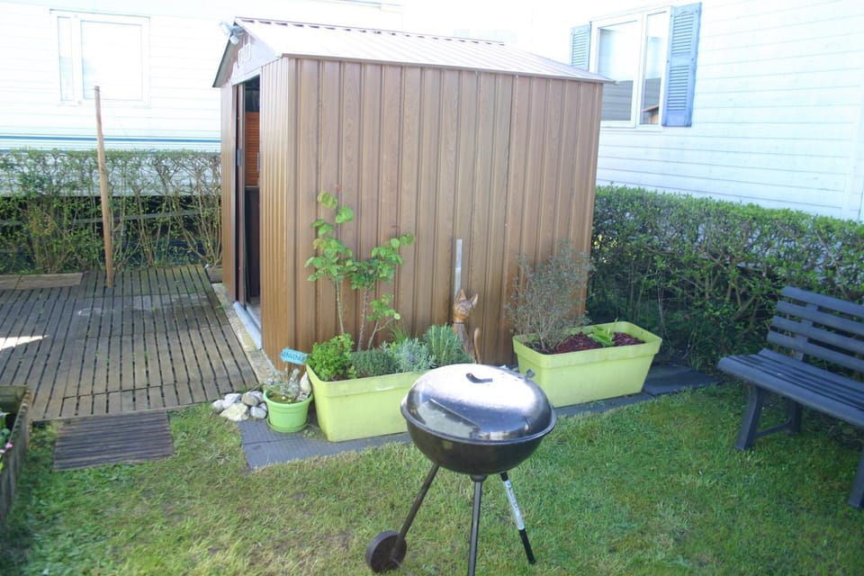 BBQ facilities, Garden