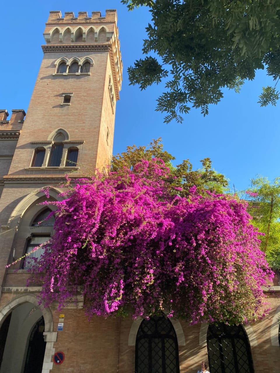 Nearby landmark, Spring, Day