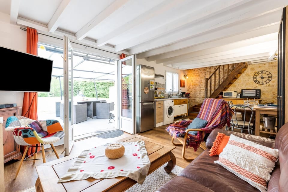 Property building, Living room