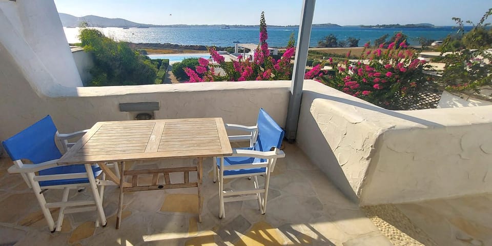 Balcony/Terrace, Sea view, Swimming pool