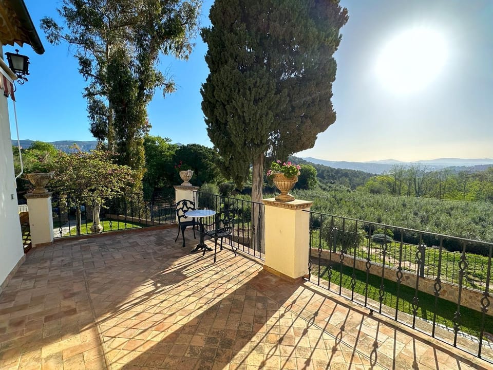 Balcony/Terrace, Balcony/Terrace, Garden view, Mountain view