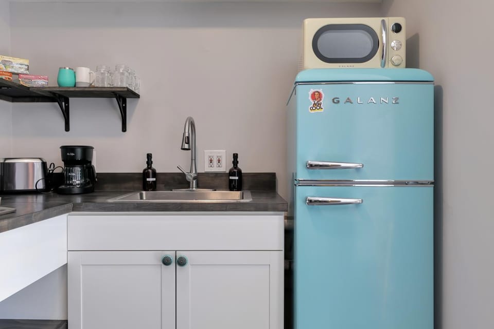 Cozy 1 BR with 4min Walk to Downtown x Blueberry Hill x Apartment in Acadia National Park