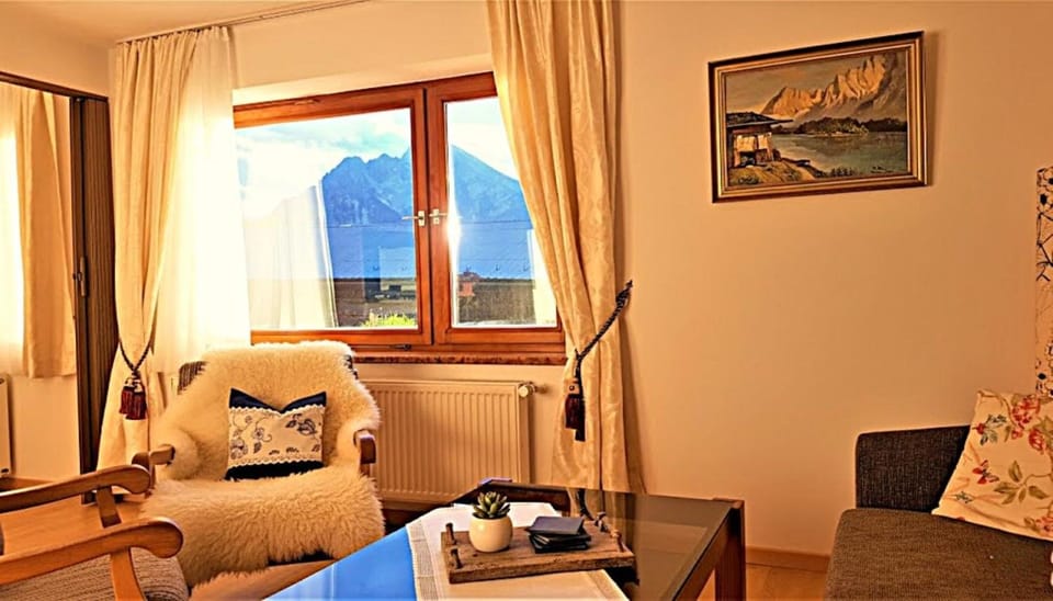 4 Bergpanorama mit herrlicher alpinen Almlandschaft für absolute Nichtraucher Apartment in Berchtesgaden