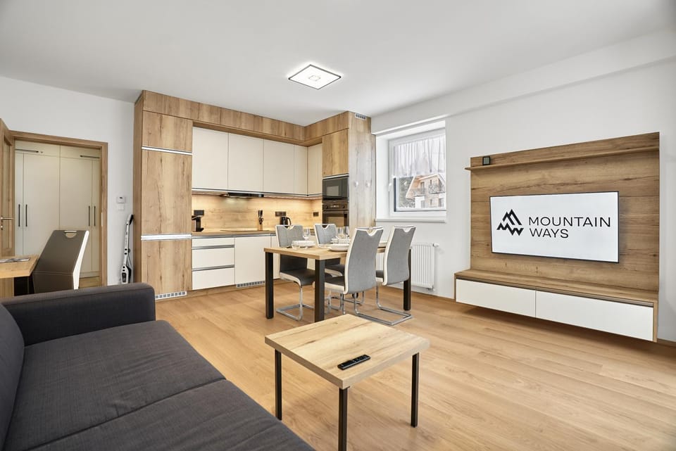 Kitchen or kitchenette, Living room, Seating area, Logo/Certificate/Sign, stove
