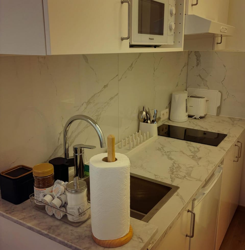 Benny's Rooms Brussels City Centre Vacation rental in Brussels